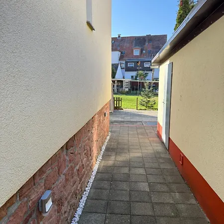 Kleines Zuhause Auf Zeit - Naehe Frankfurt * Hanau